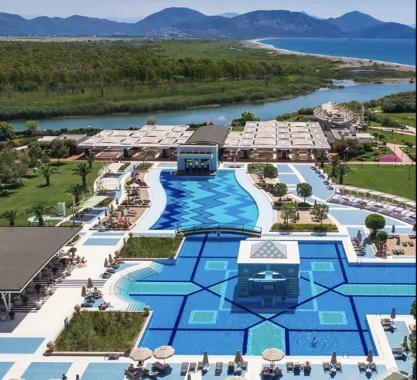Uluslararası Standartlarda Prestij: Hilton Dalaman Otel Havuzları Projesi