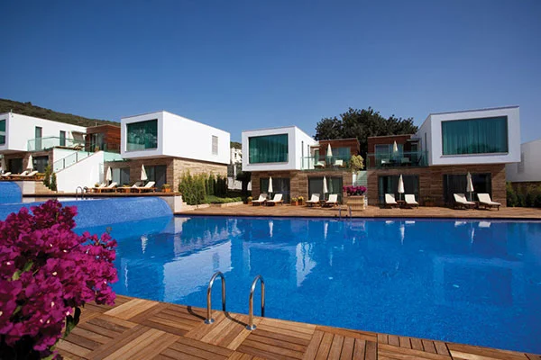 Ayrıcalığın Zirvesi: Voyage Private Villa Havuzları ve Özel Teras Mimarisi