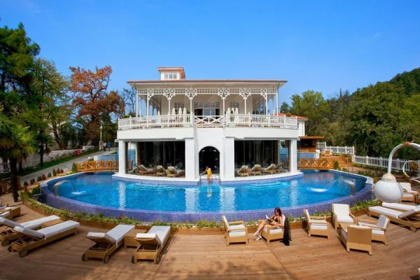 Orman İçinde Termal Huzur: Yalova Limak Thermal Boutique Hotel Konsept Yüzme Havuzları Detay